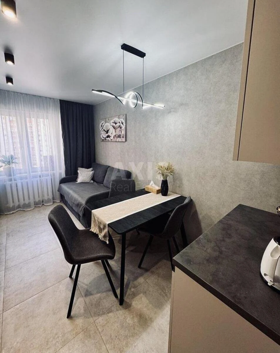 2k apartment vul. Urlivs'ka 19686411