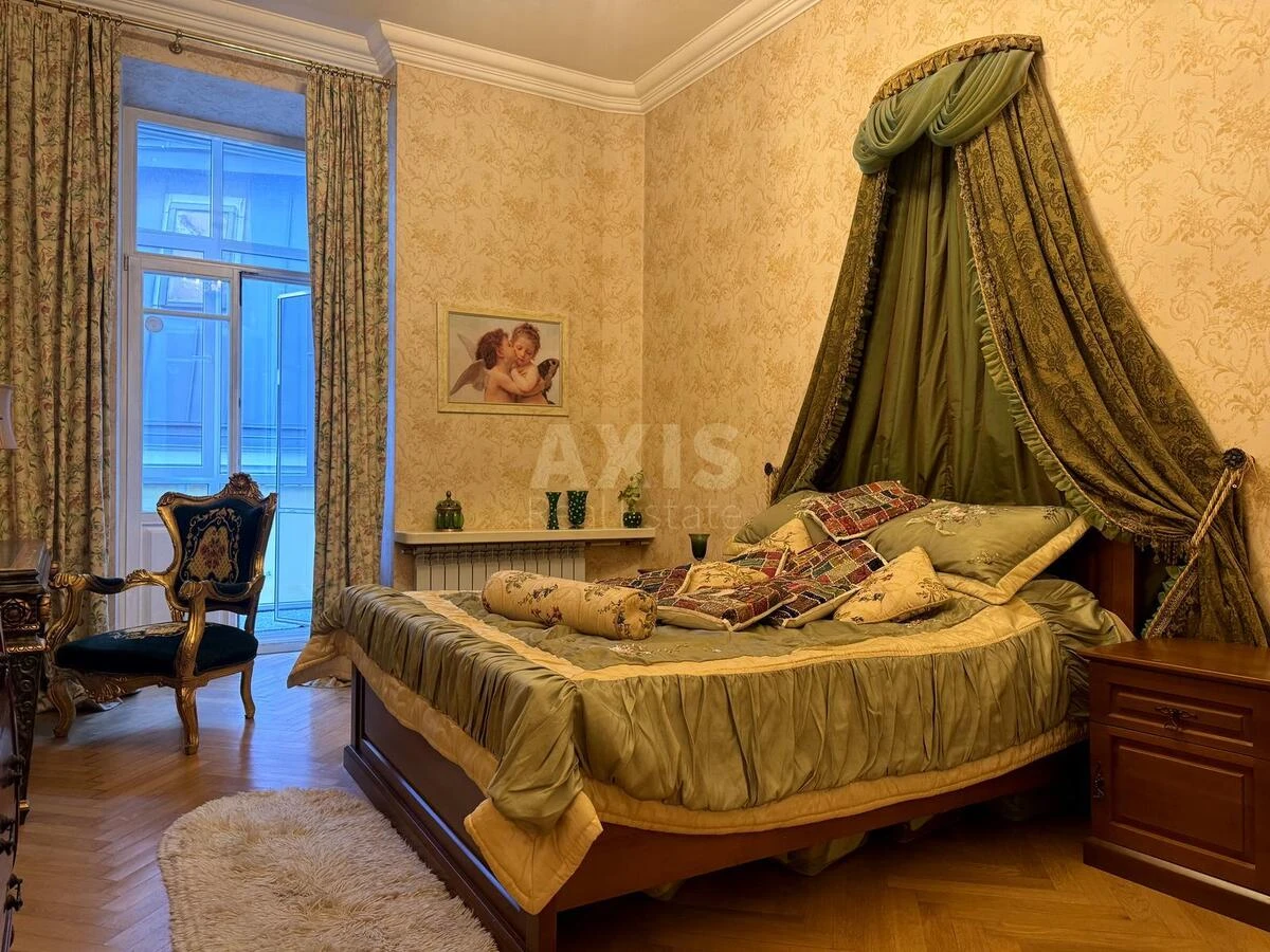 2к квартира спуск Андреевский 2Б7015812