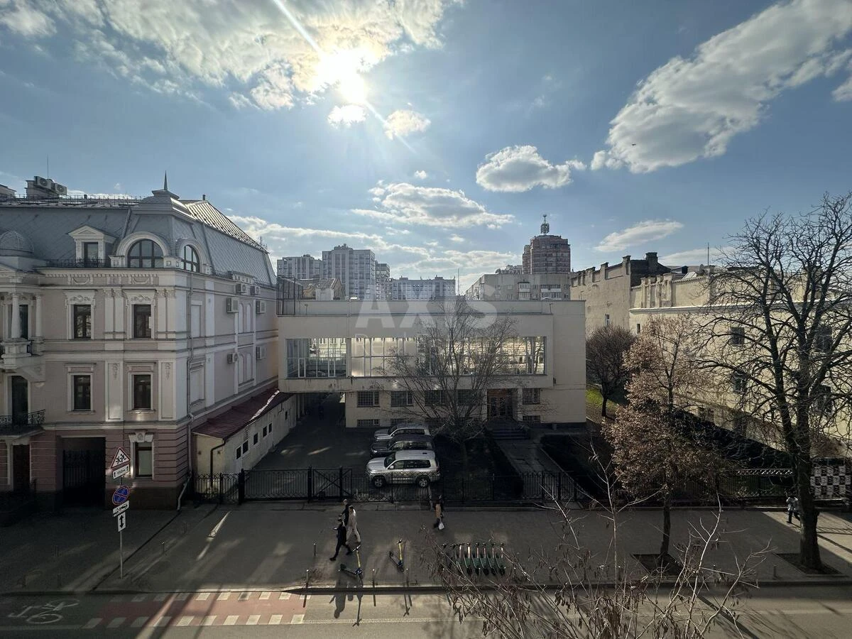 Office vul. Jaroslaviv Val 38, 434m2674975