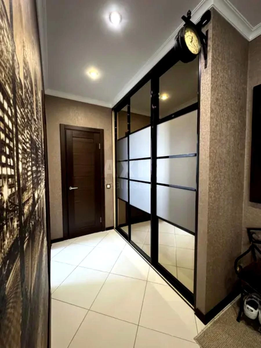 2k apartment pr-t Bazhana Mykoly 8Б6400812