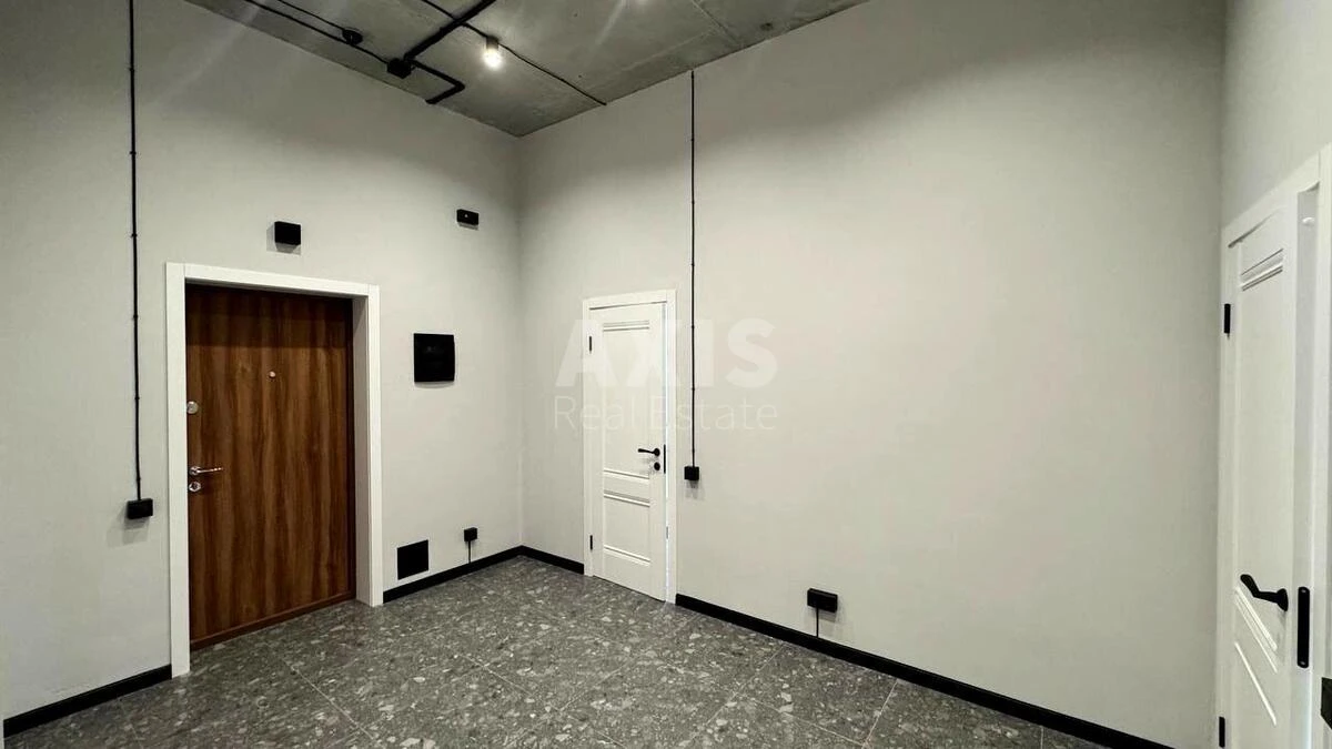 Office vul. Rodyny Kristeriv 16, 50m2657843