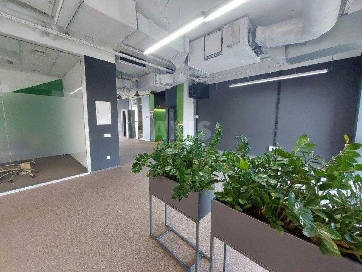 Office vul. Kyrylivs'ka 15А, 684m2662928