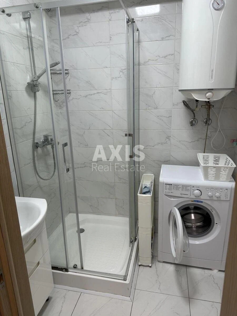 2k apartment vul. Oleksandra Olesja 6B677697