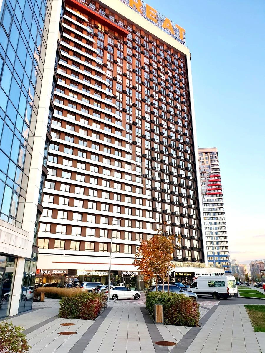 3k apartment nab. Dniprovs'ka 15K62246