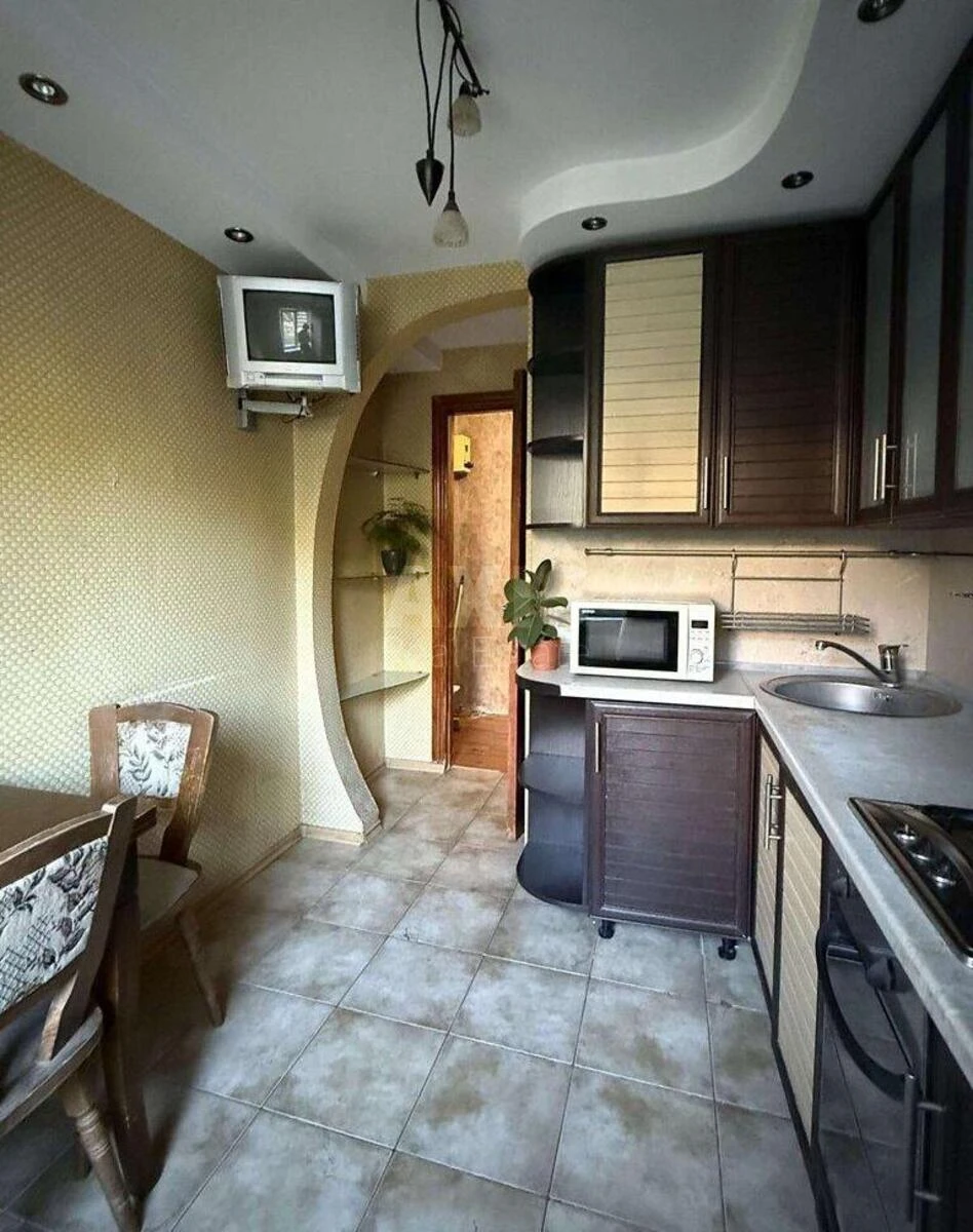 2k apartment prov. Golosii'vs'kyj 122/3709242