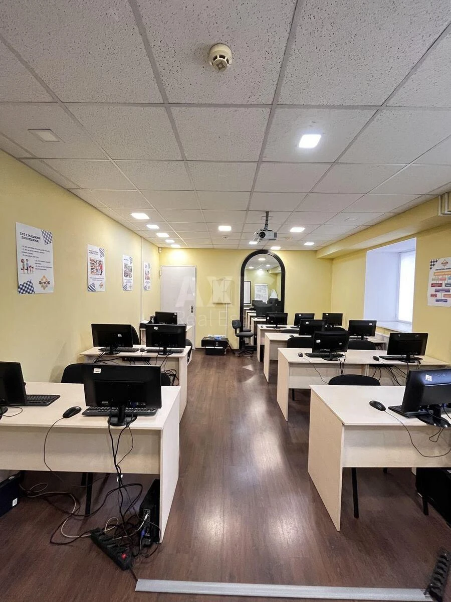 Office bul. Shevchenka Tarasa 2, 105m2698249