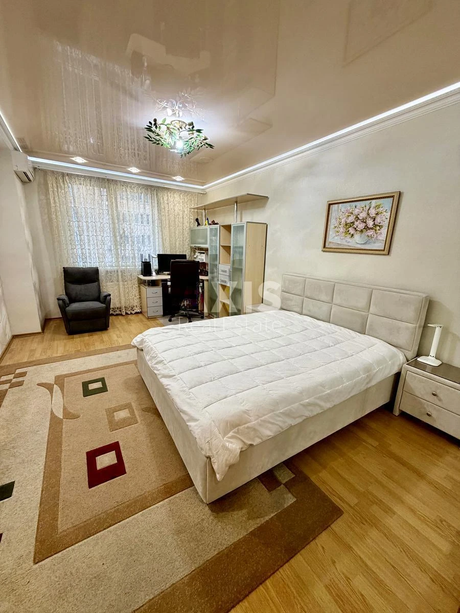 3к квартира ул. Окипной Раисы 4658513