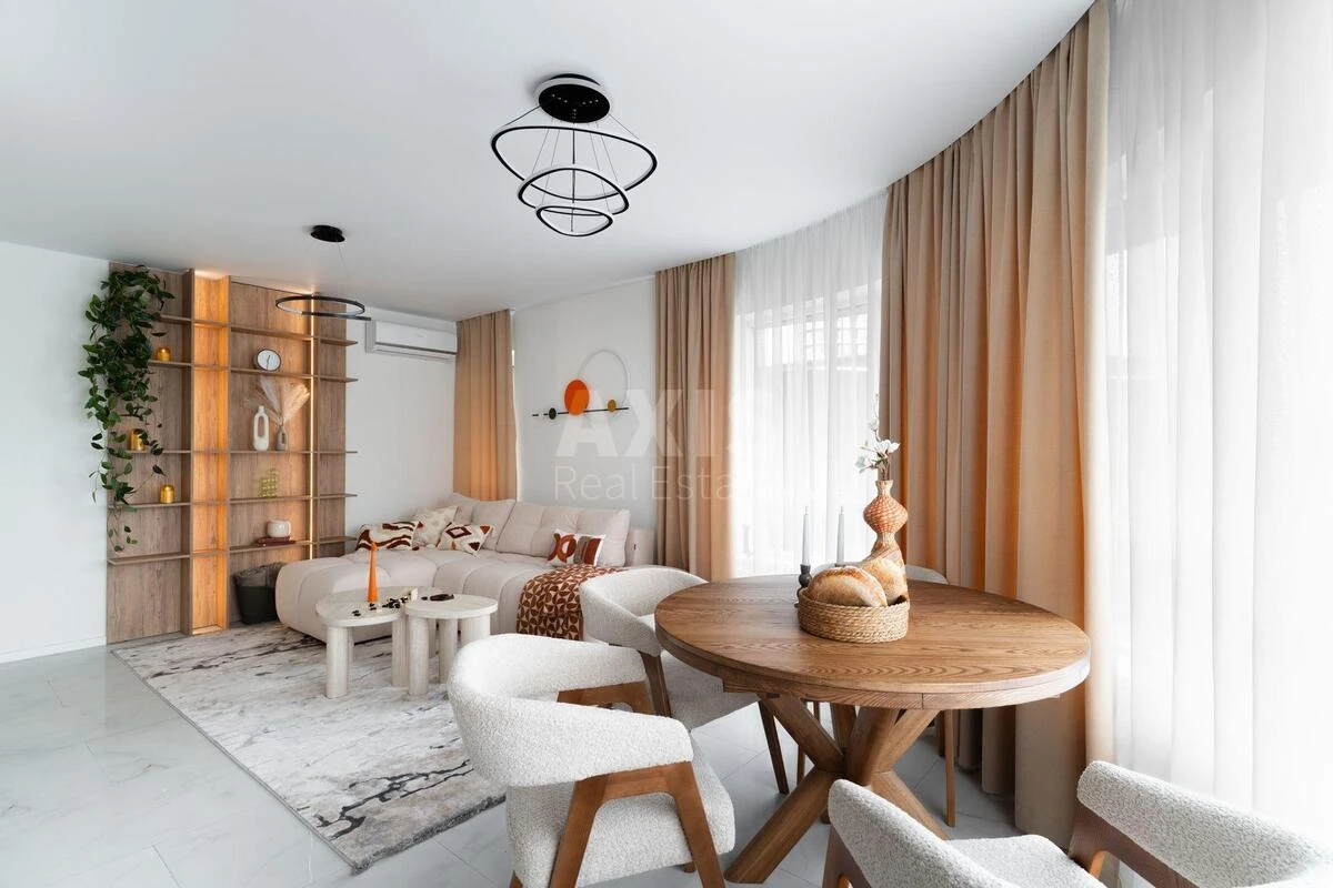 2k apartment vul. Vasyl'kivs'ka 1696043