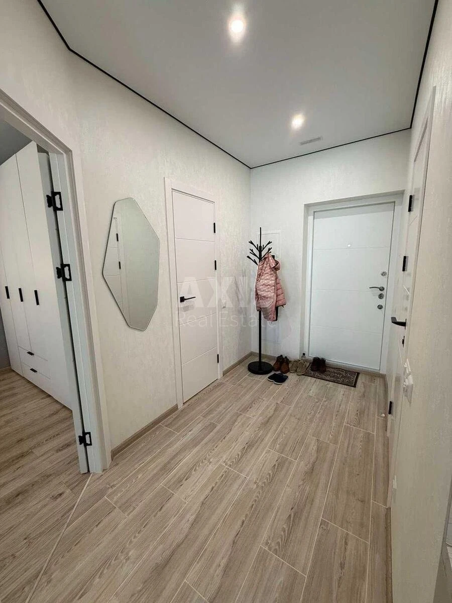 1k apartment vul. L'vivs'ka 156658110