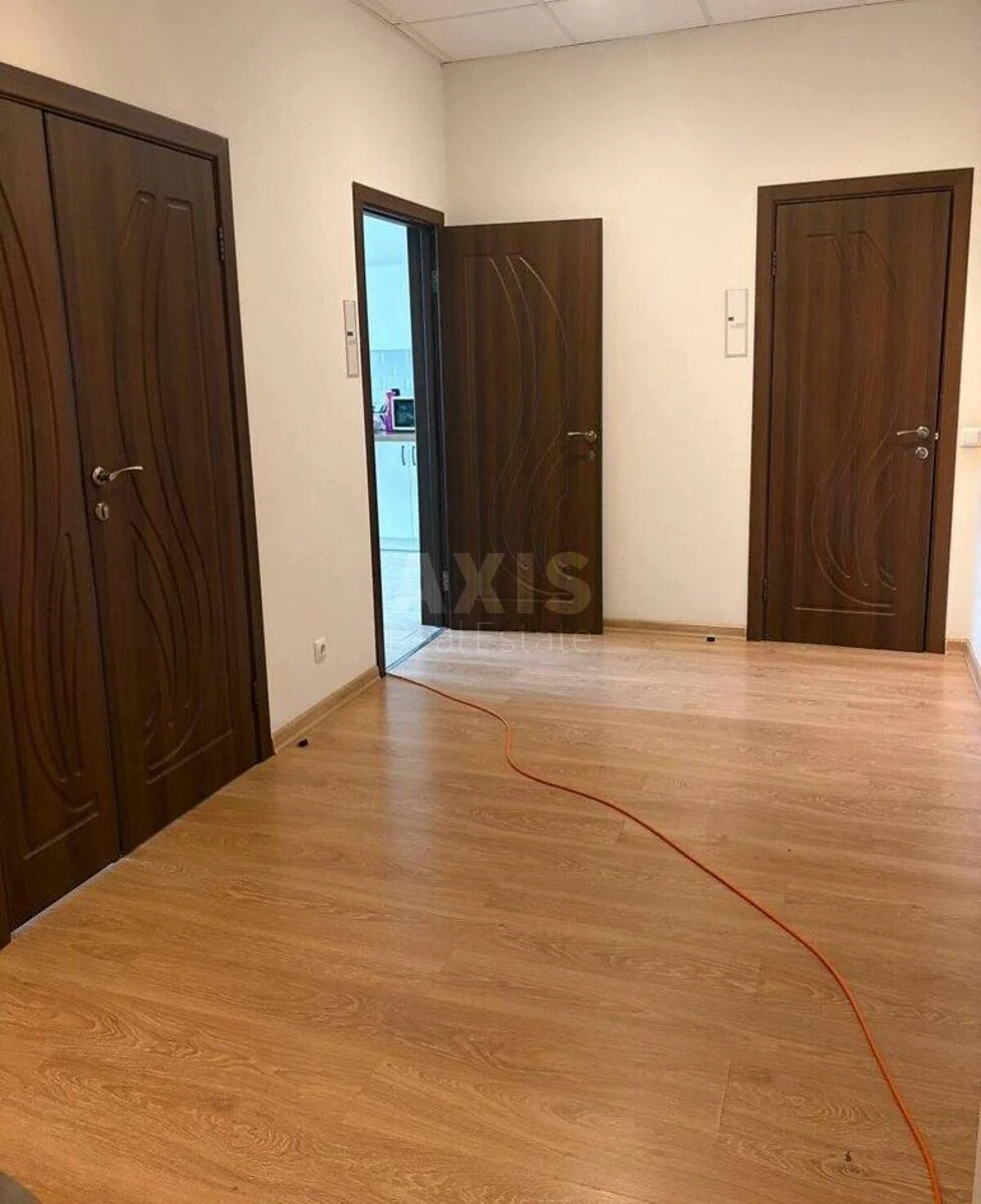 Офис наб. Днепровская 14Б, 168м2671297