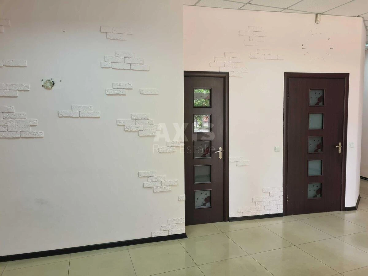 Объект торговли ул. Урловская 11А, 84м2670956