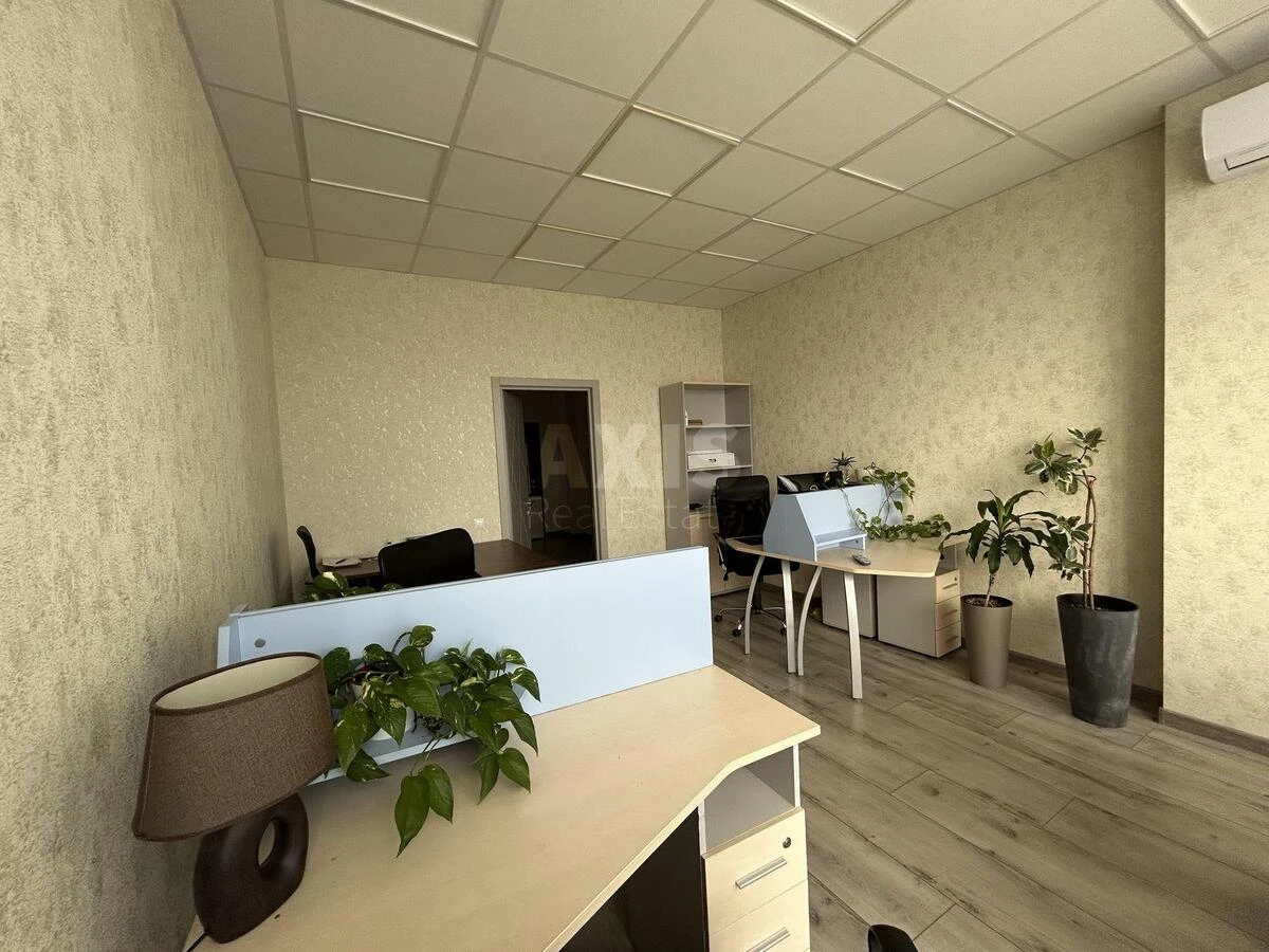 Office vul. Mykil's'ko-Slobids'ka 3Б, 175m2634596