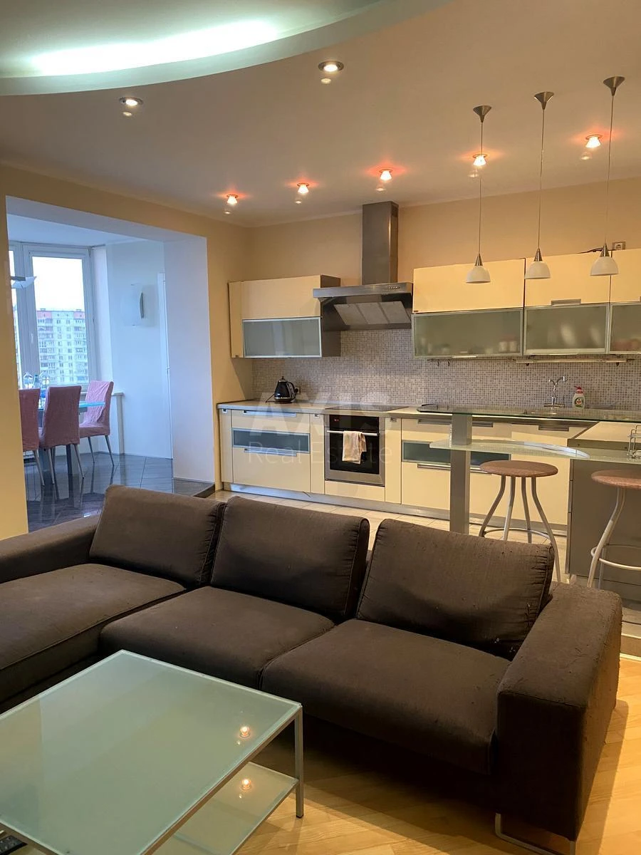 3k apartment pr-t Volodimira Іvasyuka 10А669176