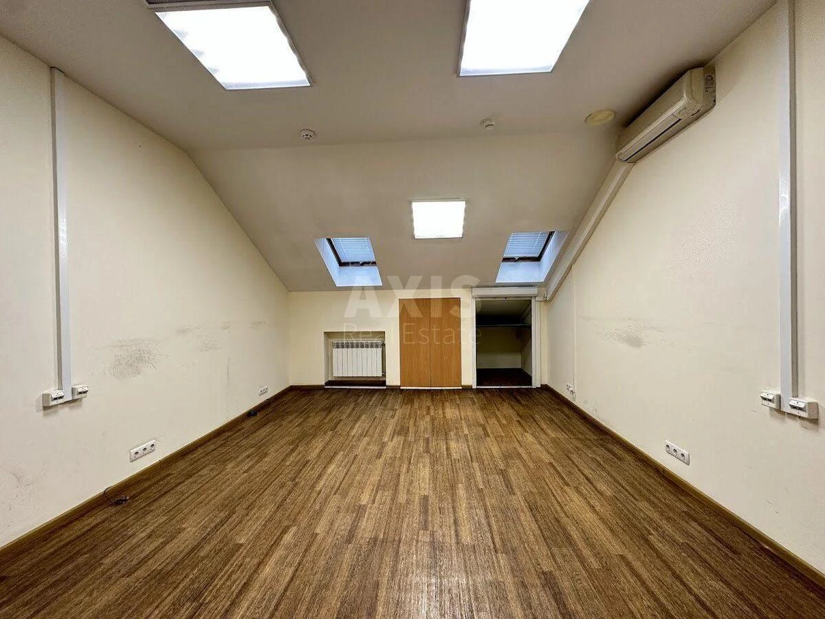 Office vul. Pymonenka Mykoly 13, 1612m26701010