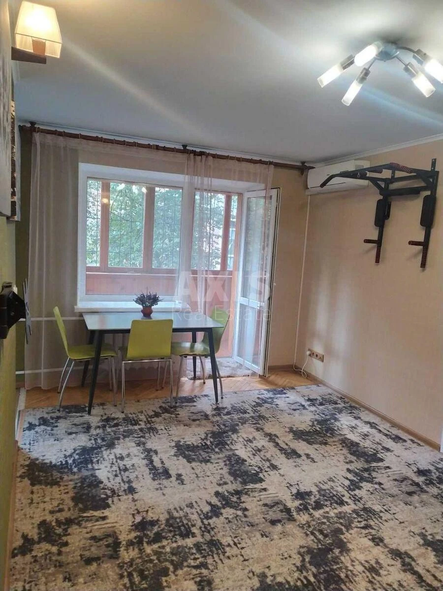 2k apartment pr-t Berestejskij 106А670323