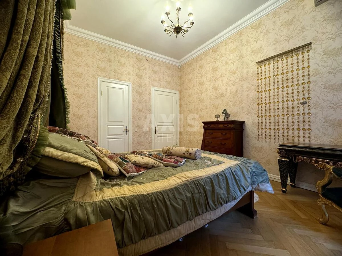 2к квартира спуск Андреевский 2Б7015813