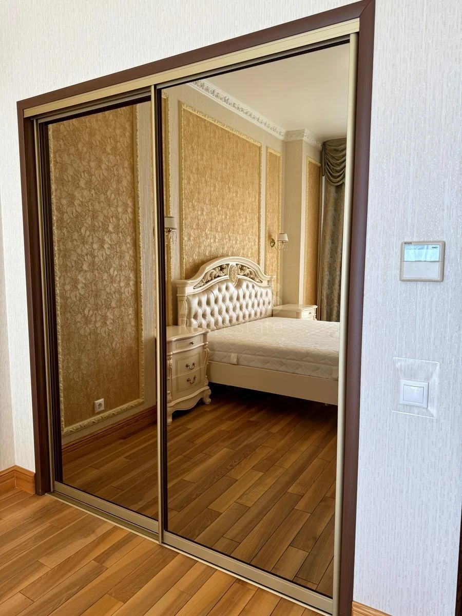 3к квартира ул. Крещатик 27Б6871217