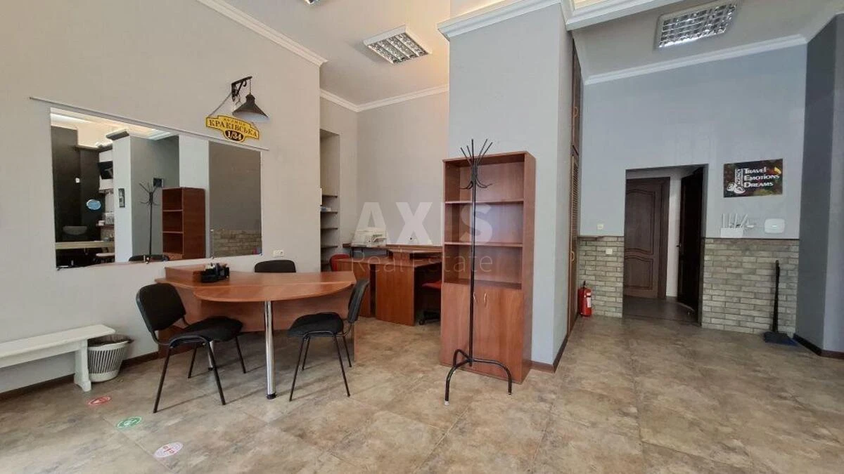 Офис ул. Строителей 34/1, 78м268943