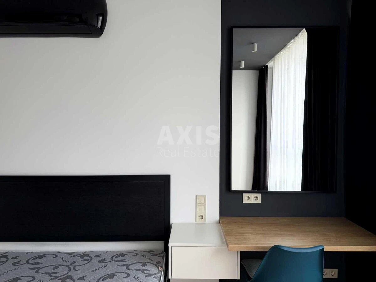 1k apartment pr-t Berestejskij 5В705385