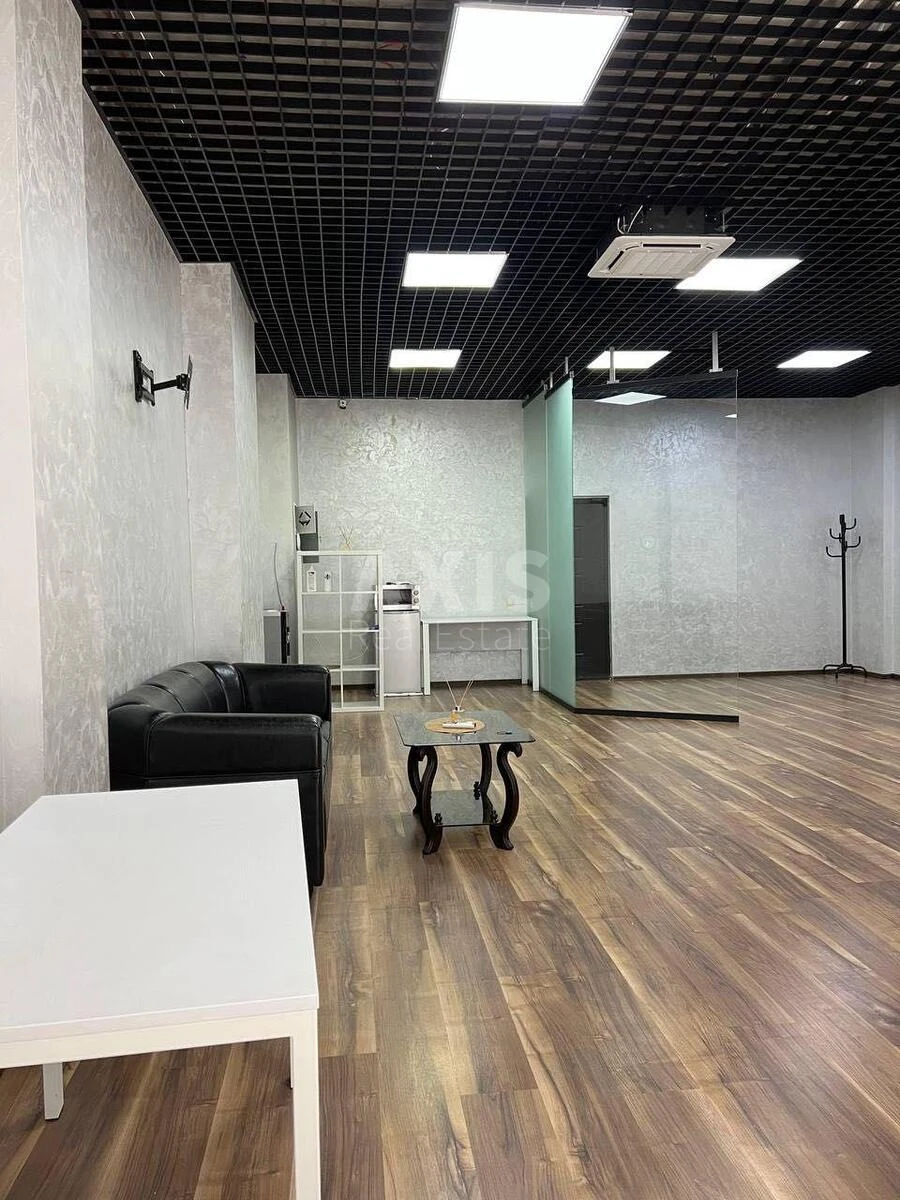 Office vul. Jevgena Konoval'cja 36Д, 60m2710361