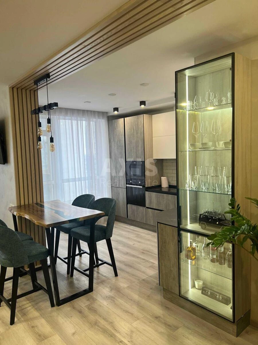 1k apartment vul. Zarichna 1679740