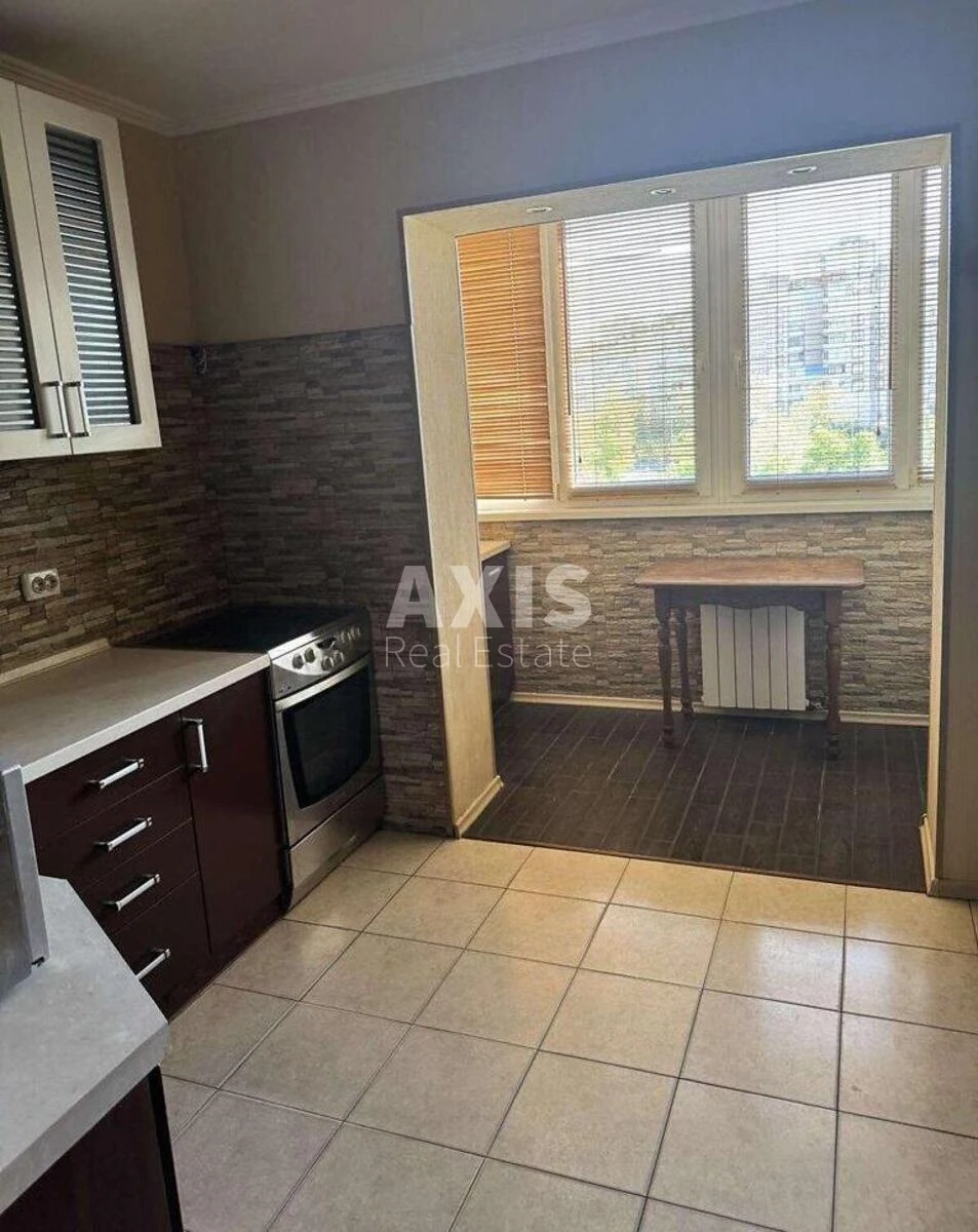 4k apartment vul. Kashtanova 10691230
