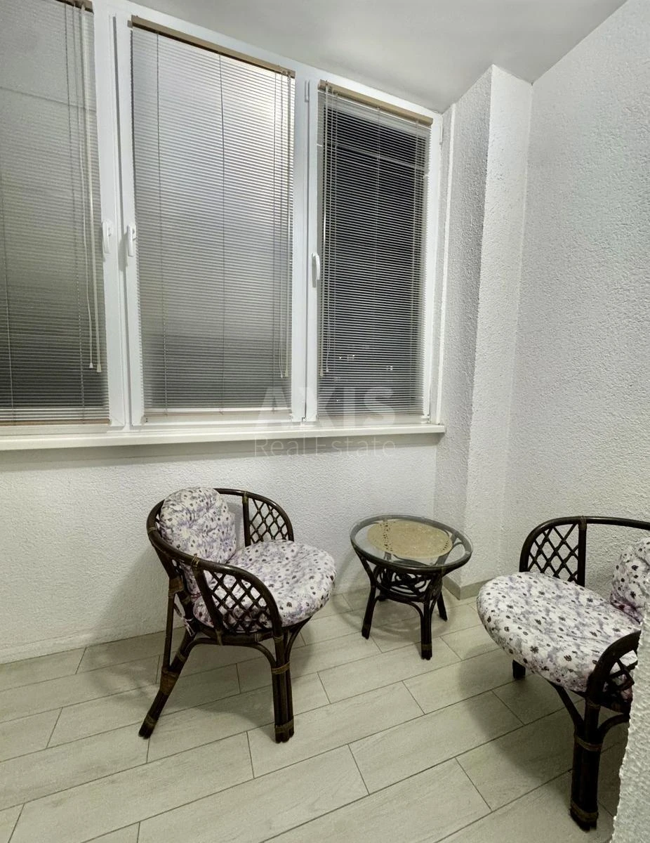 2k apartment vul. Oleny Pchilky 6А6771516