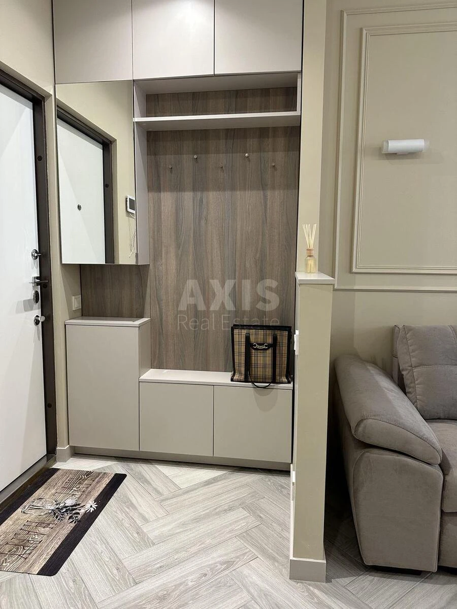 3k apartment nab. Dniprovs'ka 18А6936517