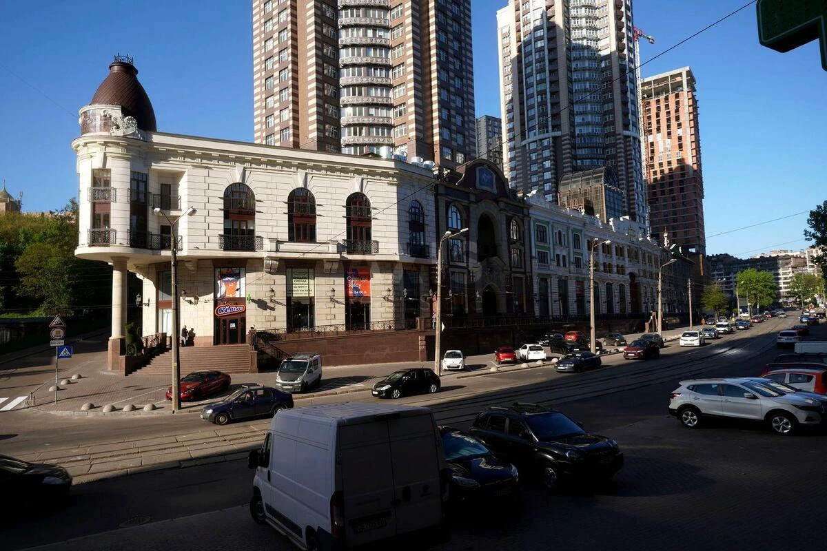 Office vul. Glybochyc'ka 32В, 2000m2661931