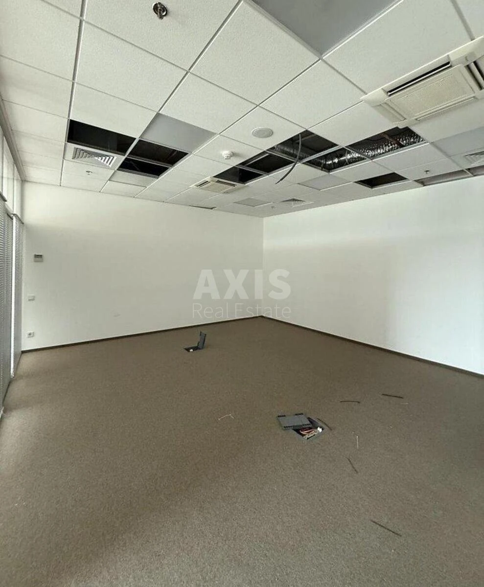 Офис пр-т Бандеры Степана 28А, 307м2651075