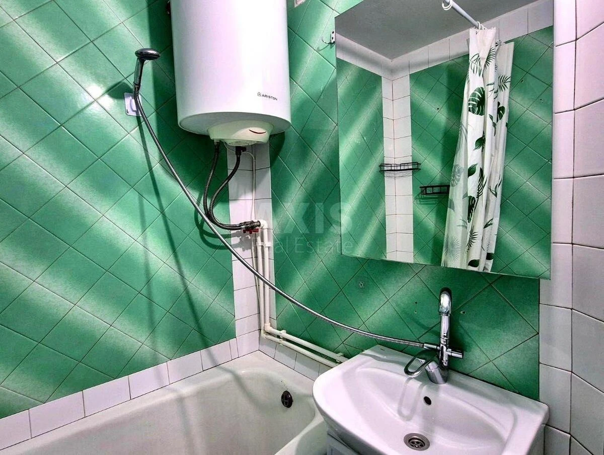 1к квартира пр-т Владимира Ивасюка 17В6508811