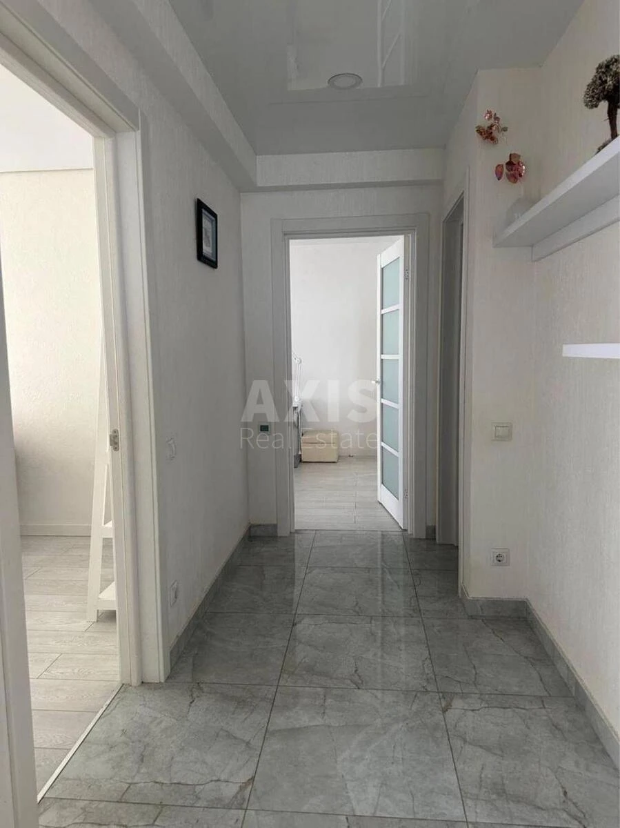 2k apartment vul. Vasylya Tyutyunnyka 37/17108612