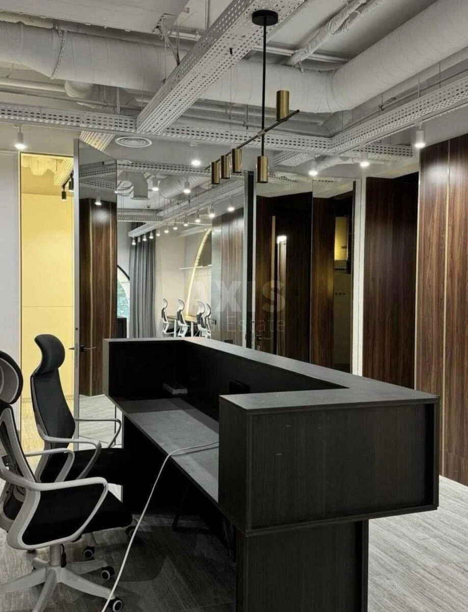 Office vul. Bul'varno-Kudrjavs'ka 17, 208m2647772