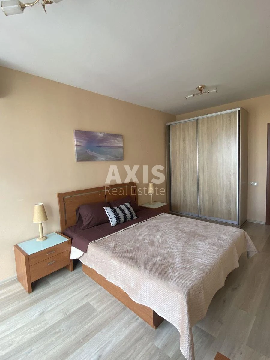 2k apartment vul. Lypkivs'kogo Vasylja Mytropolyta Sixteen A443726