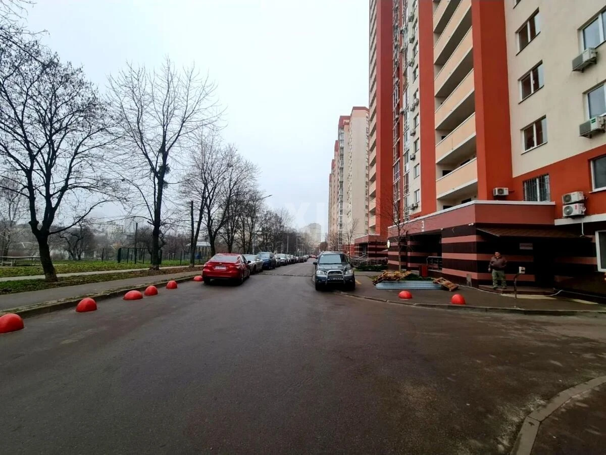 Office vul. Garmatna 38Б, 49m2639529