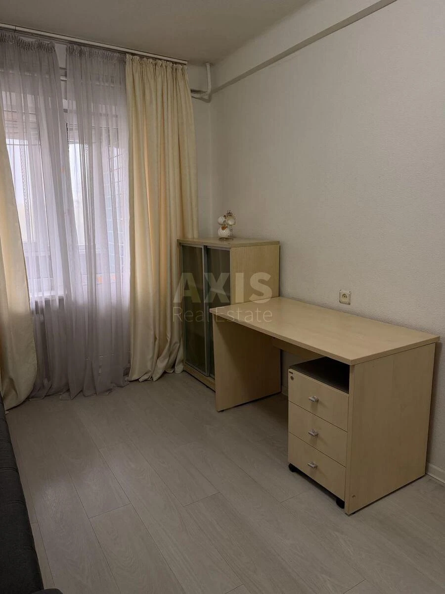 2k apartment pr-t Berestejskij 22672776