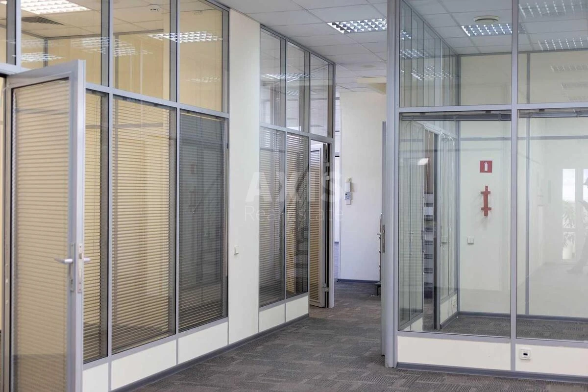 Office vul. Pymonenka Mykoly 13, 619m2673413