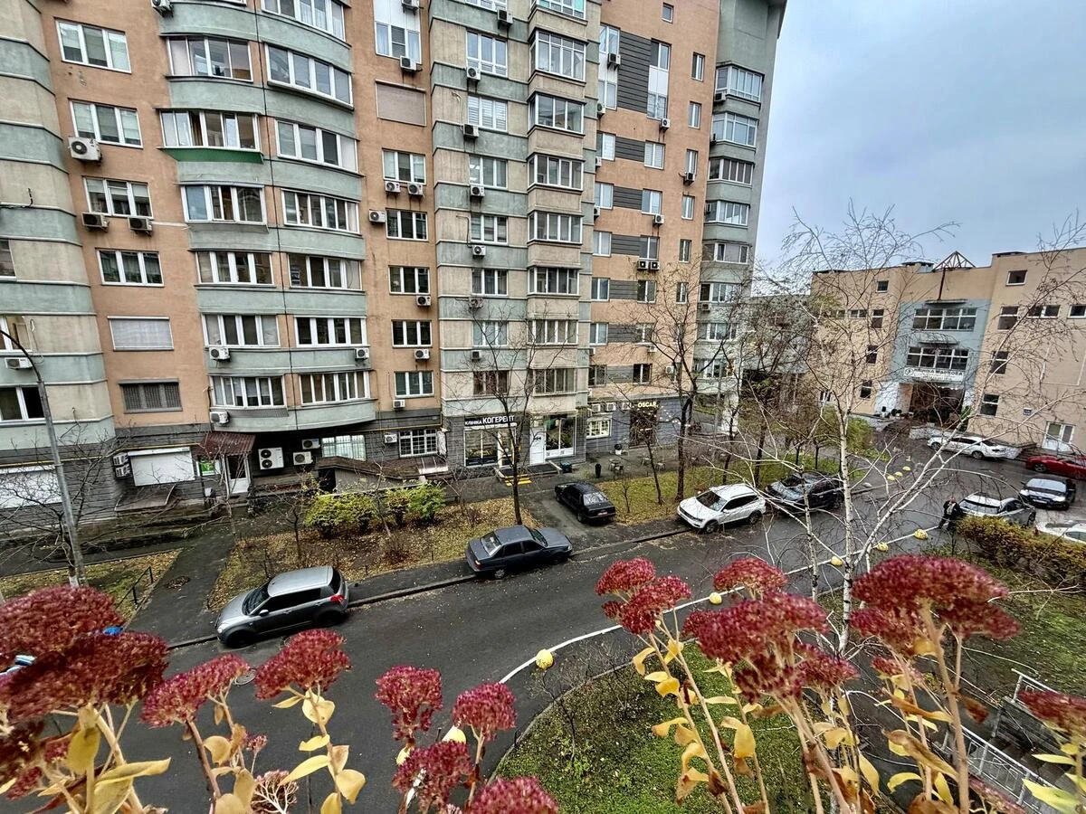 3к квартира ул. Окипной Раисы 4658517