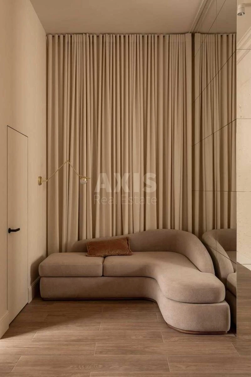 Офис ул. Саксаганского 33/35, 80м26470916