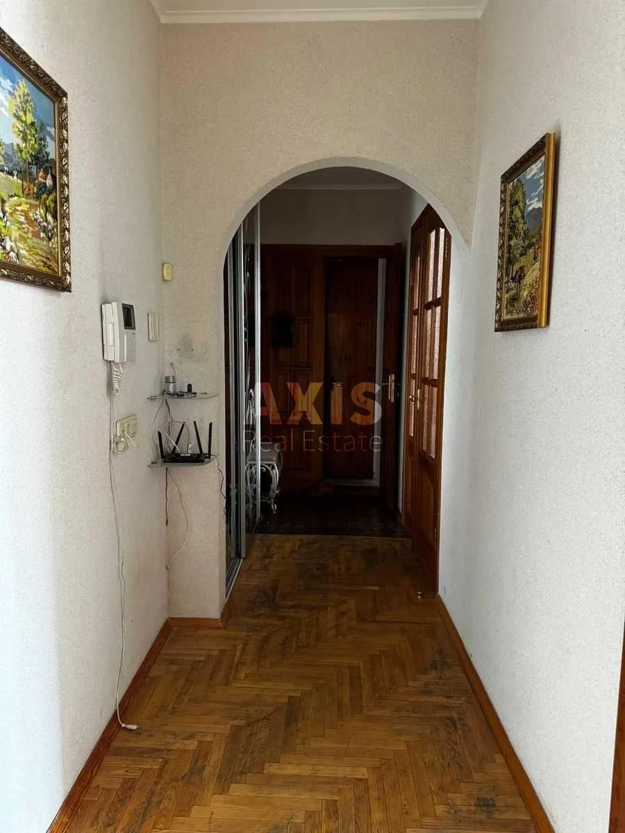 4k apartment vul. Derevljans'ka 12/42565556