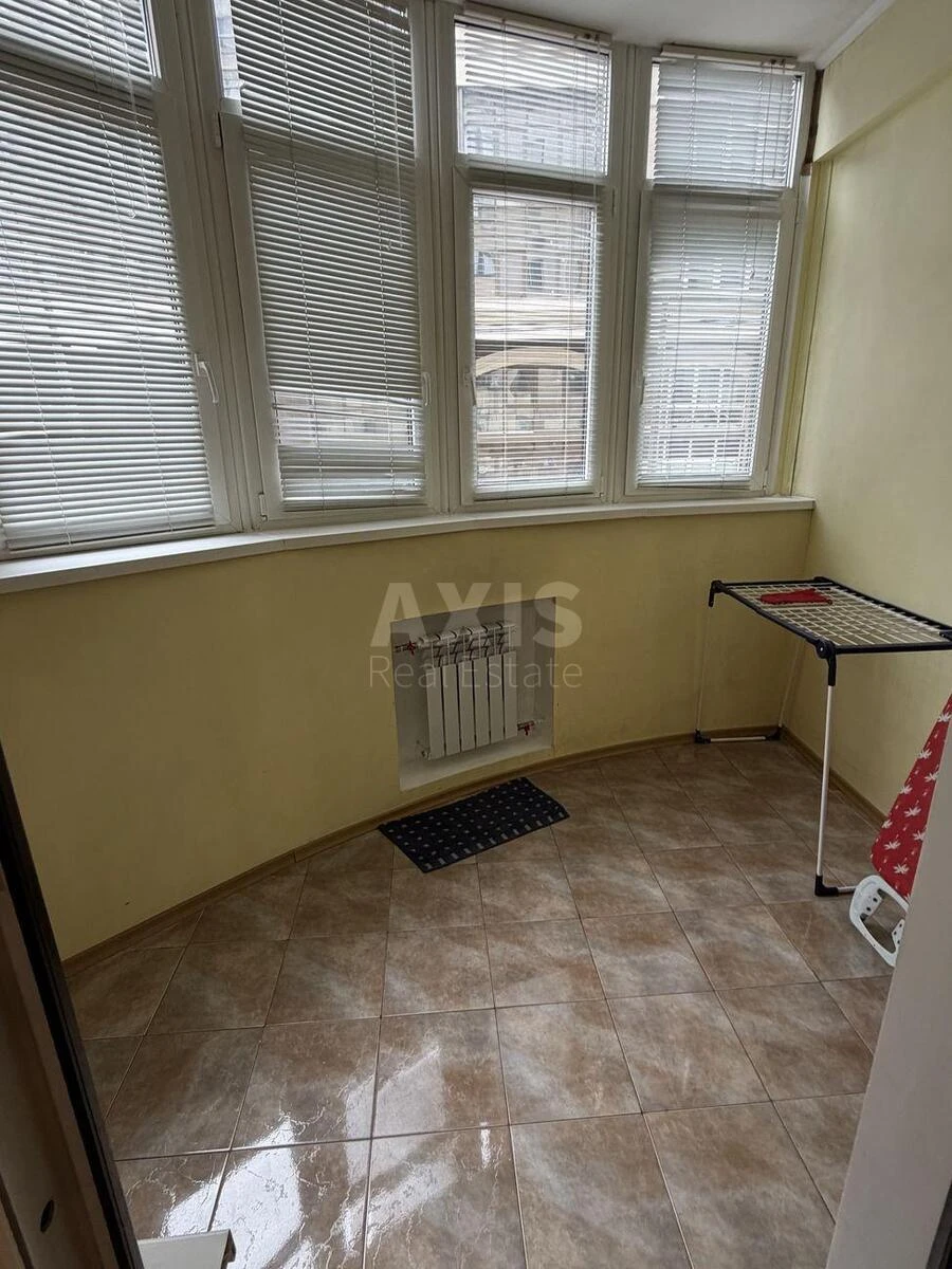 2к квартира ул. Дмитриевская 69709563