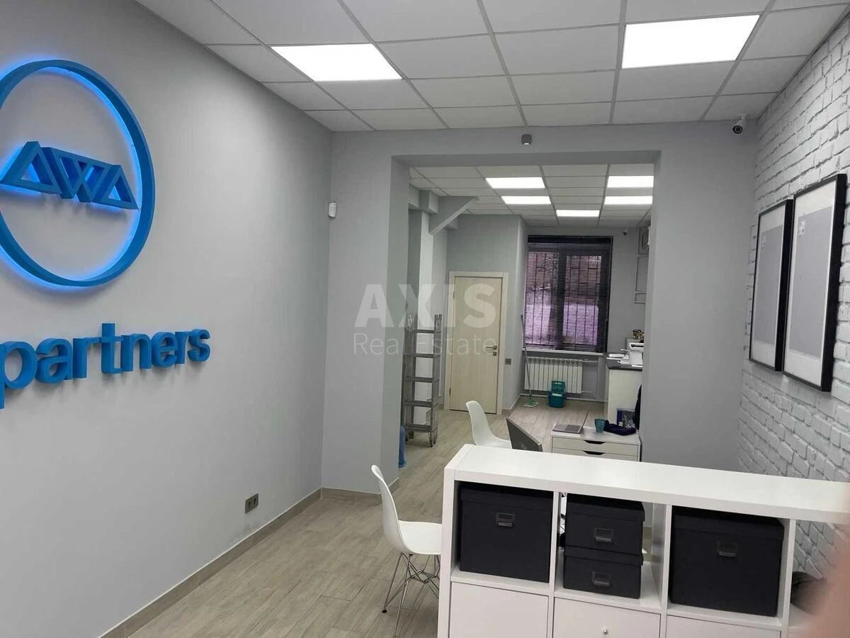 Объект торговли ул. Тулузы 2/58, 65м2646441