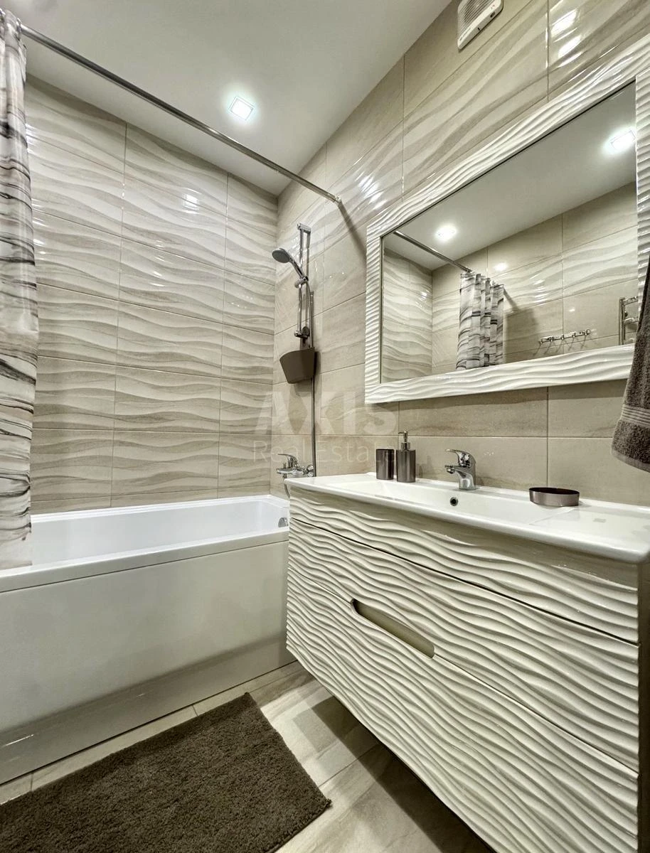 2k apartment vul. Oleny Pchilky 6А6771513