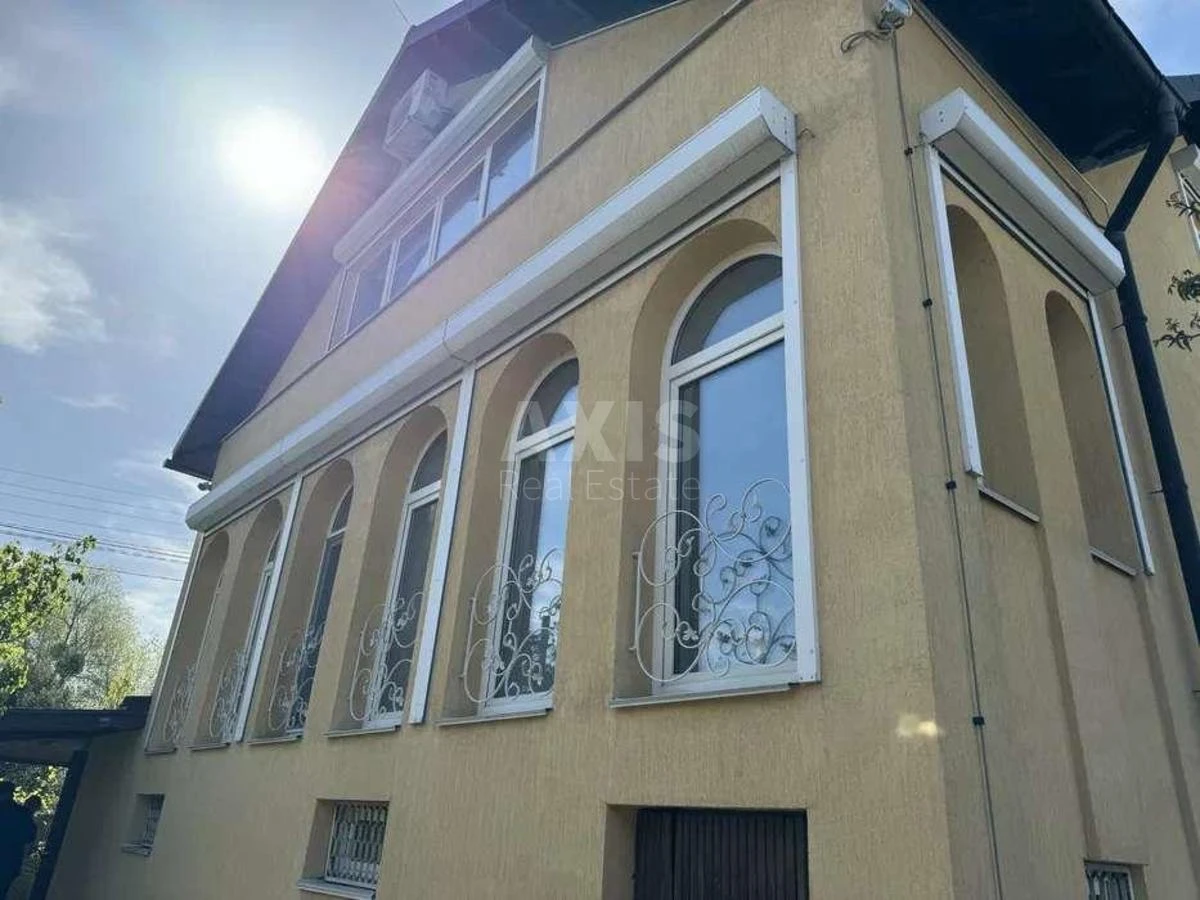 House vul. Naberezhna, 227m2, Kyiv city31647
