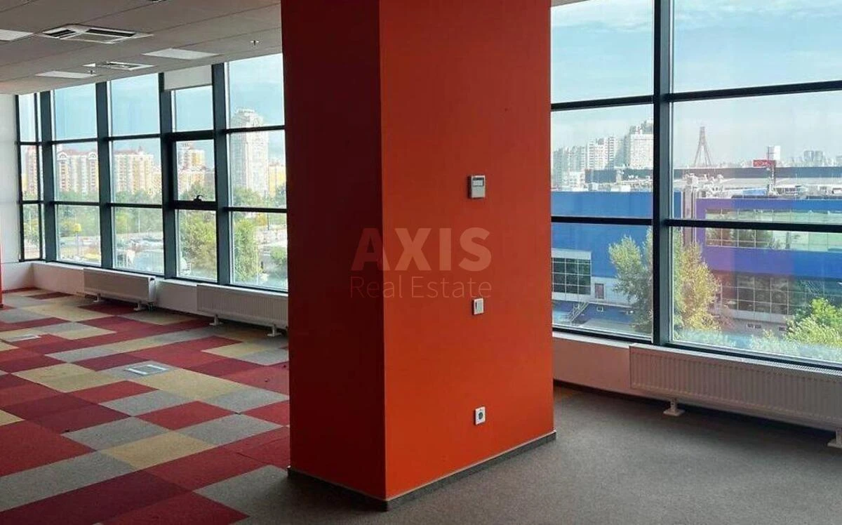 Office pr-t Stepana Bandery 28А, 307m2651072