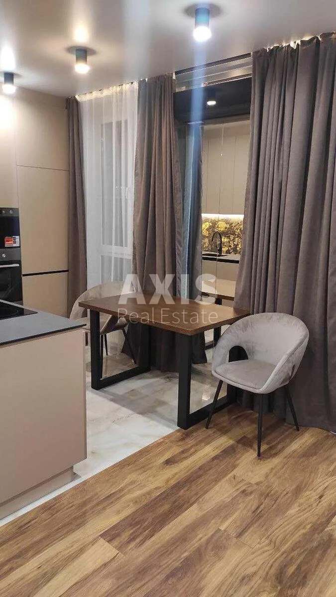 1k apartment vul. Saljutna Two B5672811