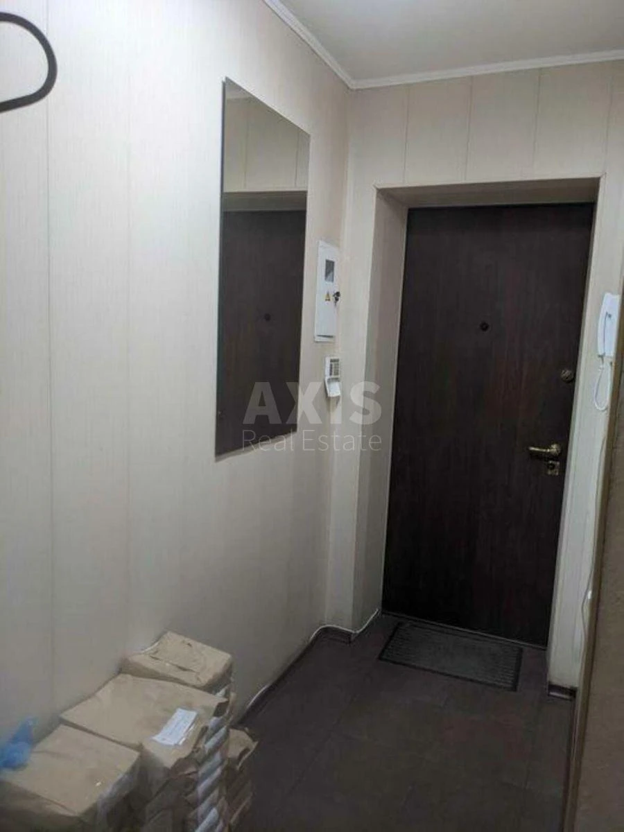 Office vul. Degtjarivs'ka 28, 55m2580083