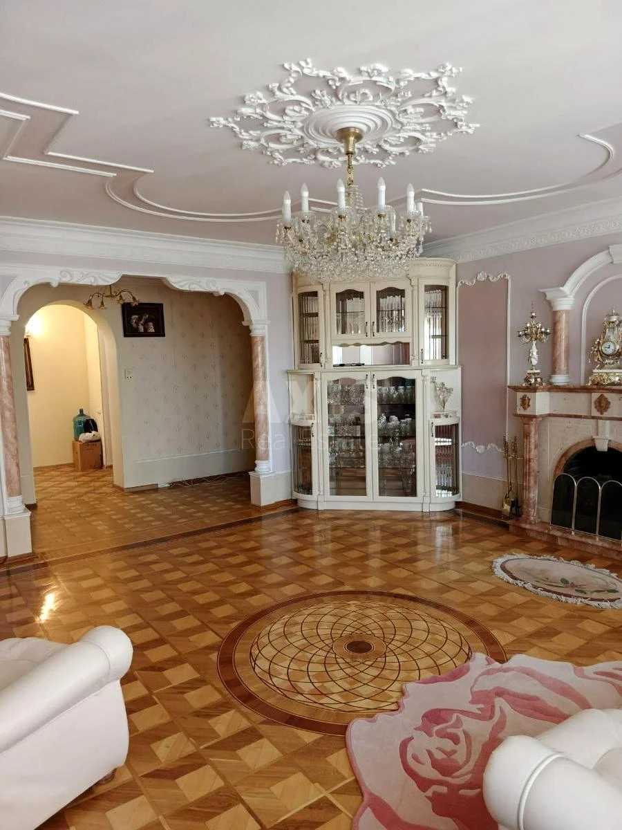 3k apartment pr-t Volodimira Іvasyuka 14Г6231616