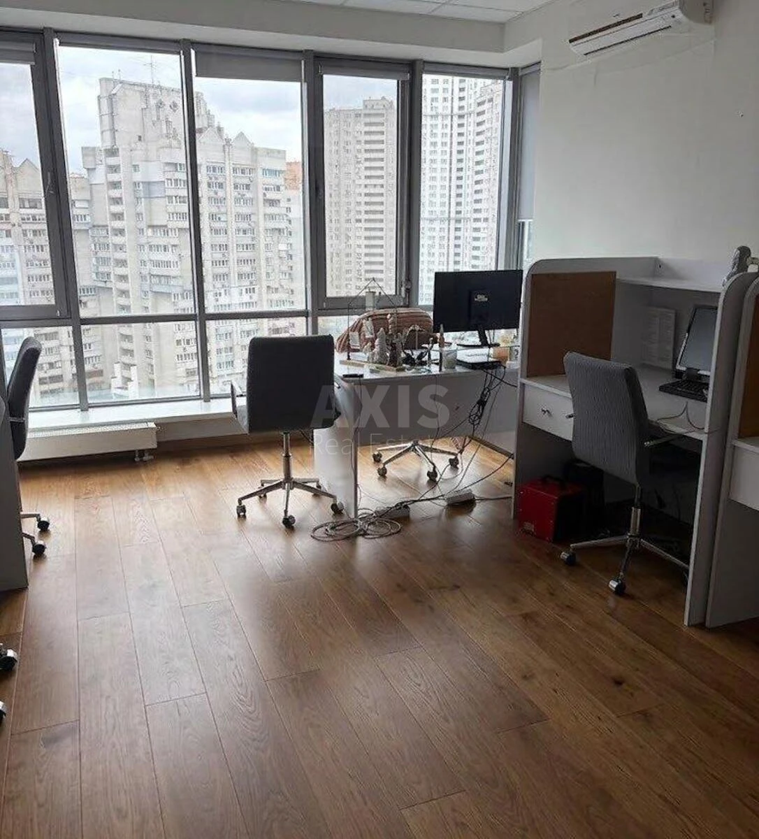 Office nab. Dniprovs'ka 14Б, 168m2671298