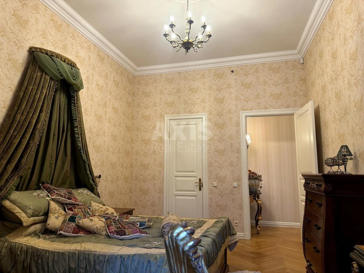 2к квартира спуск Андреевский 2Б7015814